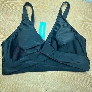 🌊Aqua Eve Black Twist-Front Bikini Top